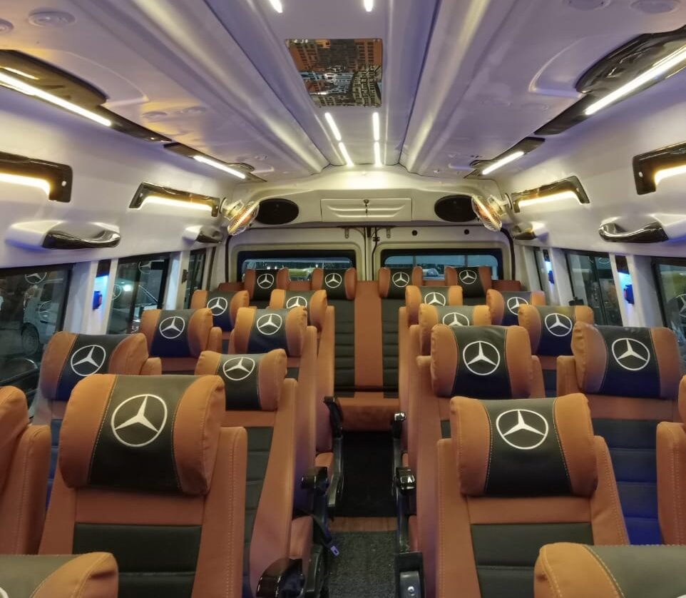 26 Seater Tempo Traveller